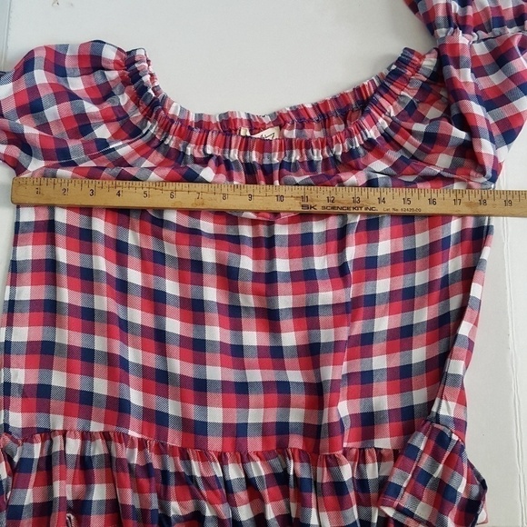 Valentine’s Day plaid top - Picture 2 of 5